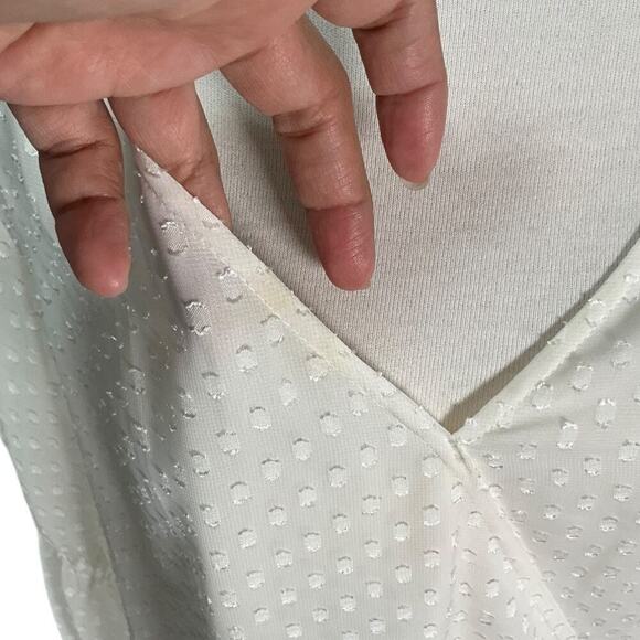 LOFT Outlet Off White Long Sleeve Blouse Body Lined Sheer Sleeve Size Medium - Picture 4 of 13